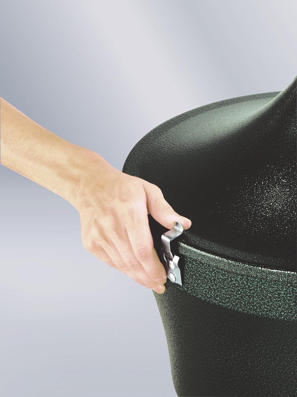Rubbermaid Commercial Products FGR1012EBK Smokerstation, zwart Rubbermaid Commercial Products FGR1012EBK Smokerstation, zwart