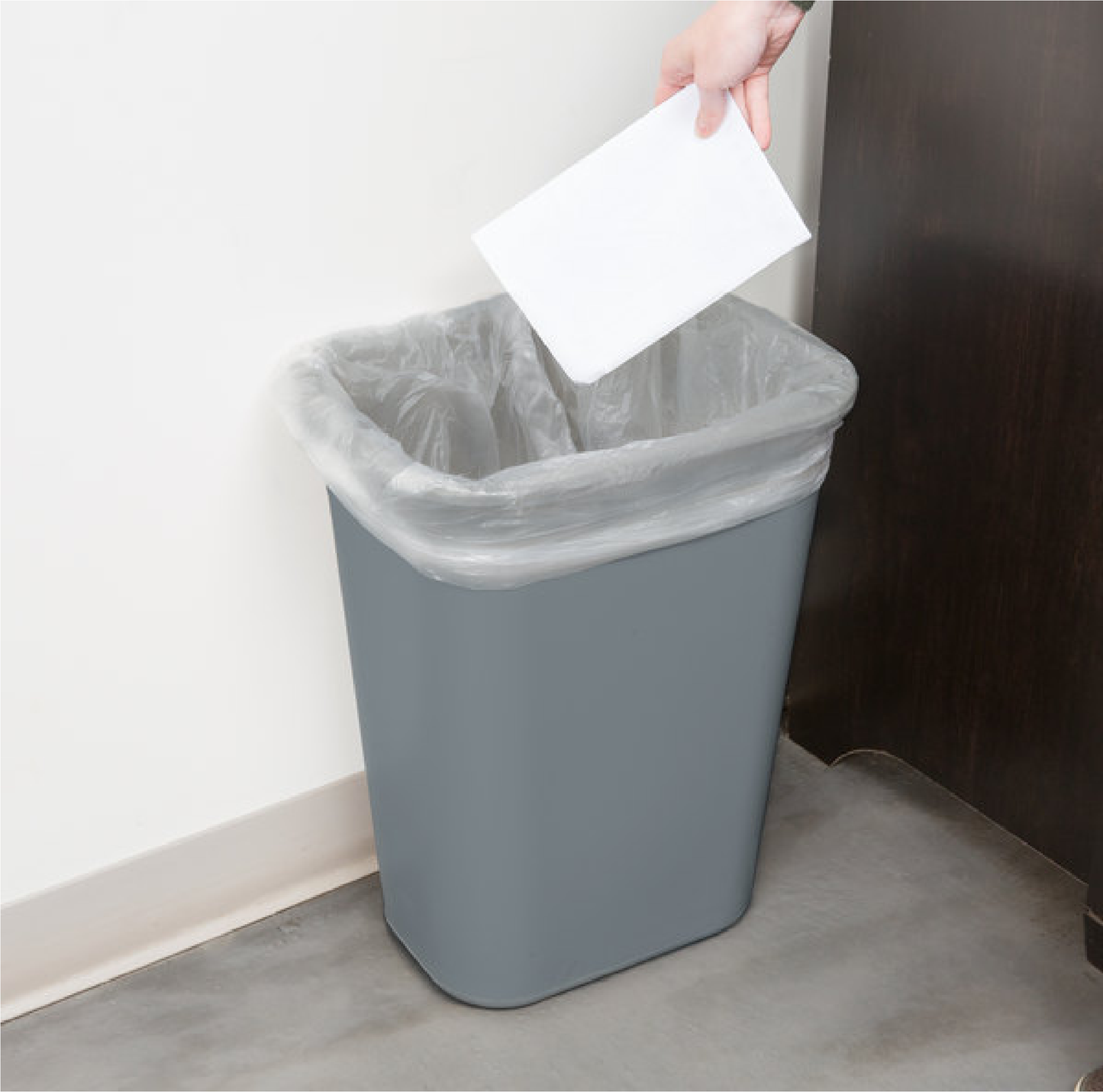 CESTO DE BASURA PARA ESCRITORIO RCP® GRANDE, 41 QT